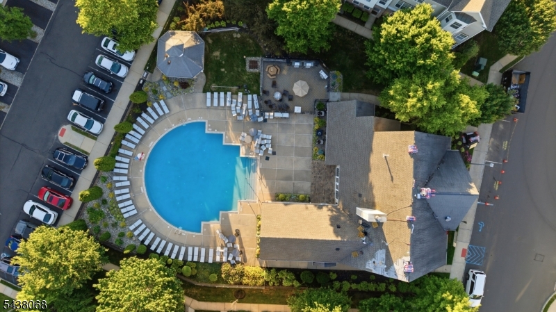 27 Woodlake Drive Sayreville NJ 08859