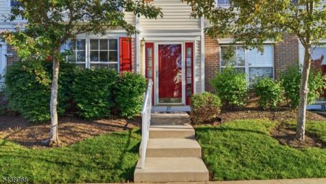 27 Woodlake Drive Sayreville NJ 08859