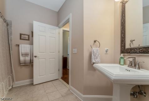 379 Victoria Drive Bridgewater NJ 08807