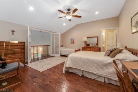 379 Victoria Drive Bridgewater NJ 08807