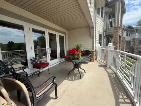 379 Victoria Drive Bridgewater NJ 08807