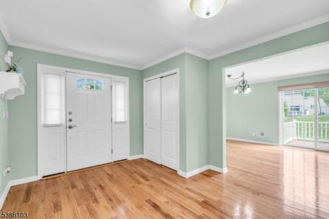 10 Harvey Court Clark NJ 07066