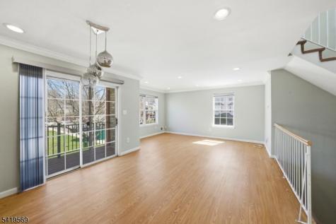 717 Stony Brook Way North Brunswick NJ 08902
