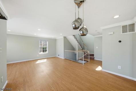 717 Stony Brook Way North Brunswick NJ 08902