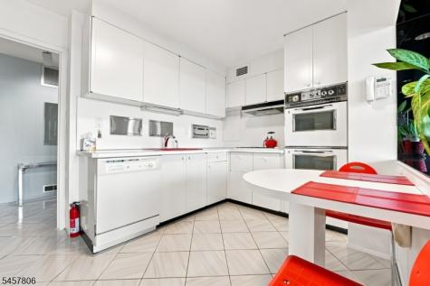 1 Claridge Drive Verona NJ 07044