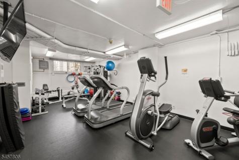 1 Claridge Drive Verona NJ 07044