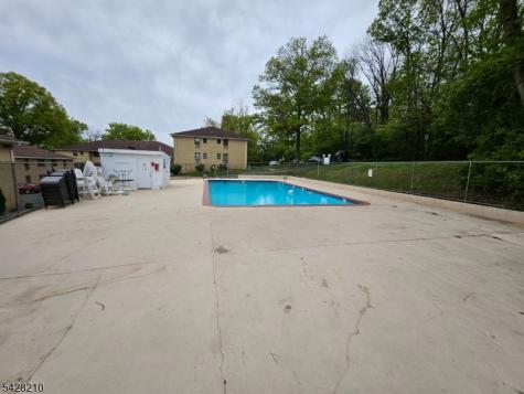 401 Us Highway 22 North Plainfield NJ 07060