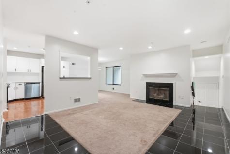 9 Paris Circle West Orange NJ 07052