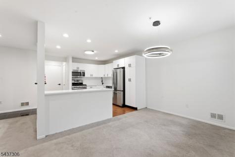 9 Paris Circle West Orange NJ 07052