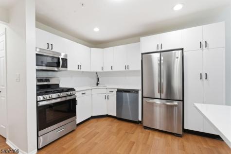 9 Paris Circle West Orange NJ 07052