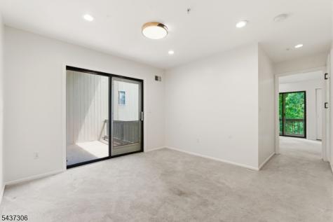 9 Paris Circle West Orange NJ 07052