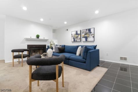 9 Paris Circle West Orange NJ 07052
