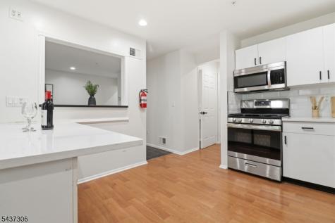 9 Paris Circle West Orange NJ 07052