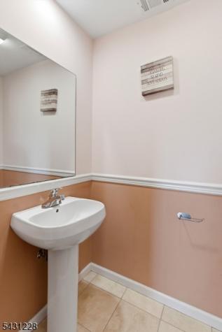 7 Harbor Front Ct. Unit C7 Elizabeth NJ 07206