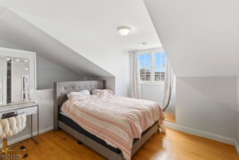 7 Harbor Front Ct. Unit C7 Elizabeth NJ 07206