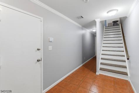 7 Harbor Front Ct. Unit C7 Elizabeth NJ 07206