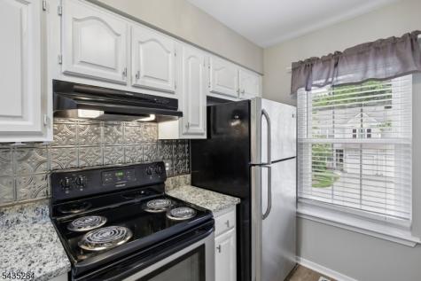 23 Rushmore Lane Allamuchy NJ 07840