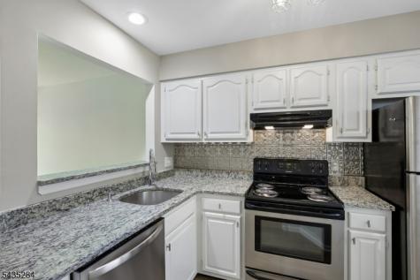 23 Rushmore Lane Allamuchy NJ 07840