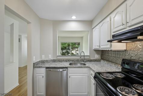 23 Rushmore Lane Allamuchy NJ 07840