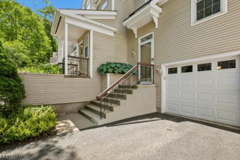23 Rushmore Lane Allamuchy NJ 07840