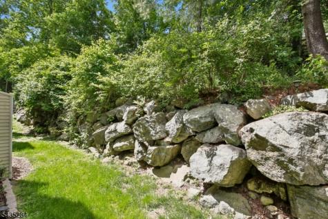 23 Rushmore Lane Allamuchy NJ 07840