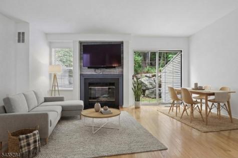 23 Rushmore Lane Allamuchy NJ 07840