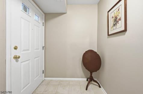 40 Loch Lane Roxbury NJ 07852