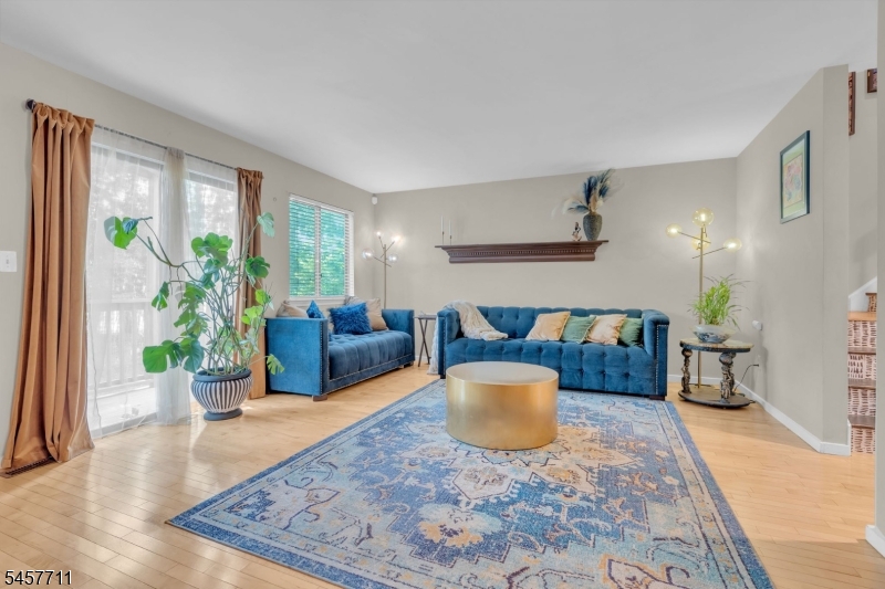 23 Krenkel Court Raritan NJ 08822