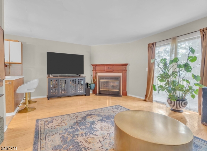 23 Krenkel Court Raritan NJ 08822