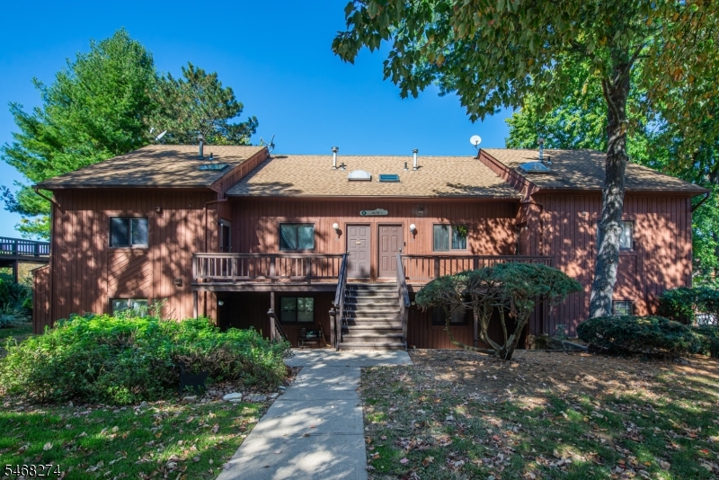 4 Alta Court Vernon NJ 07462
