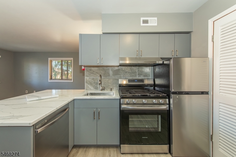 4 Alta Court Vernon NJ 07462