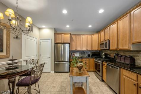 3213 Warrens Way Wanaque NJ 07465