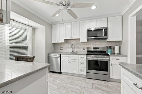 11 Mourning Dove Court Allamuchy NJ 07840
