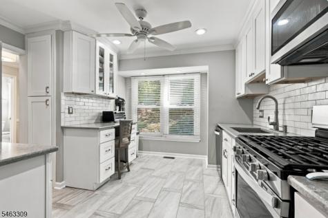 11 Mourning Dove Court Allamuchy NJ 07840