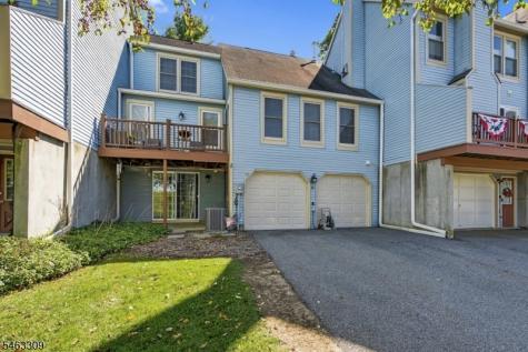 11 Mourning Dove Court Allamuchy NJ 07840