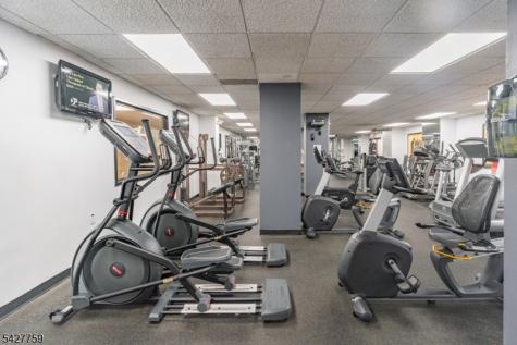 831 Harmon Cove Tower Secaucus NJ 07094