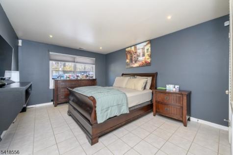 235 Dakota Street Paterson NJ 07503