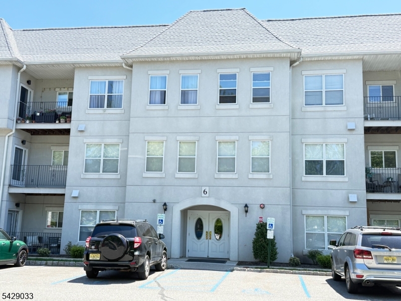 608 Brittany Drive Wayne NJ 07470
