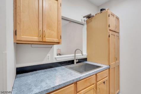 5320 Richmond Road West Milford NJ 07480