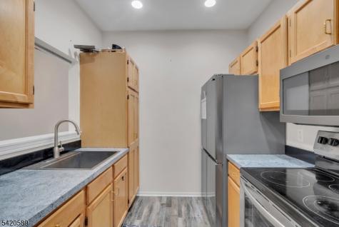 5320 Richmond Road West Milford NJ 07480