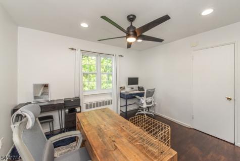 15 Wedgewood Drive Verona NJ 07044