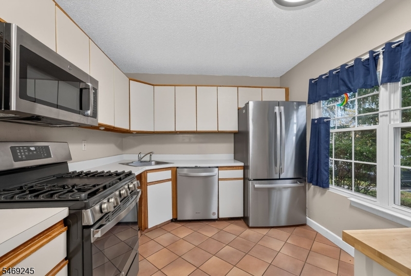 3505 Pinhorn Drive Bridgewater NJ 08807