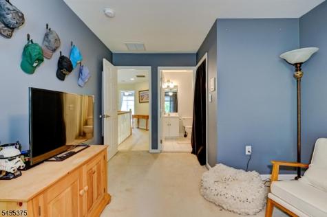 47 Loft Drive Bridgewater NJ 08836
