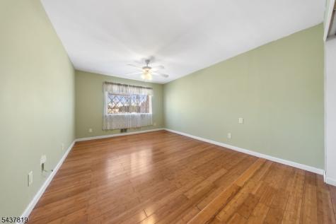 1190 W St Georges Avenue Linden NJ 07036