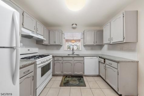 1190 W St Georges Avenue Linden NJ 07036