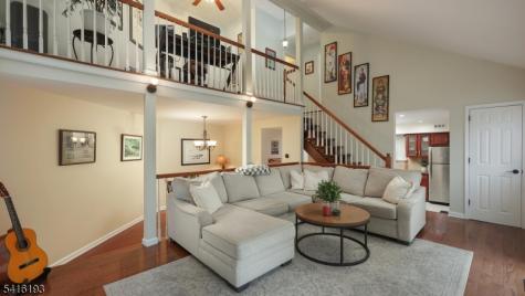 118 Bluebird Dr 4a Hillsborough NJ 08844