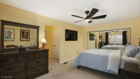118 Bluebird Dr 4a Hillsborough NJ 08844