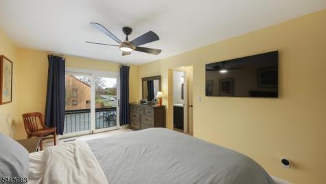 118 Bluebird Dr 4a Hillsborough NJ 08844
