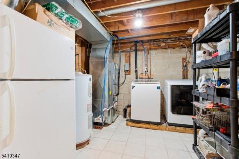 20 Pond Court Hillsborough NJ 08844