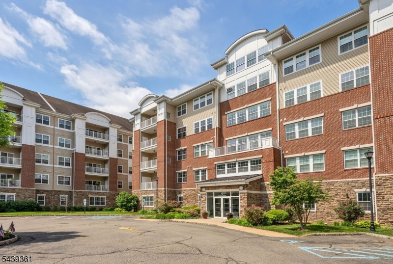 6318 Warrens Way Wanaque NJ 07465
